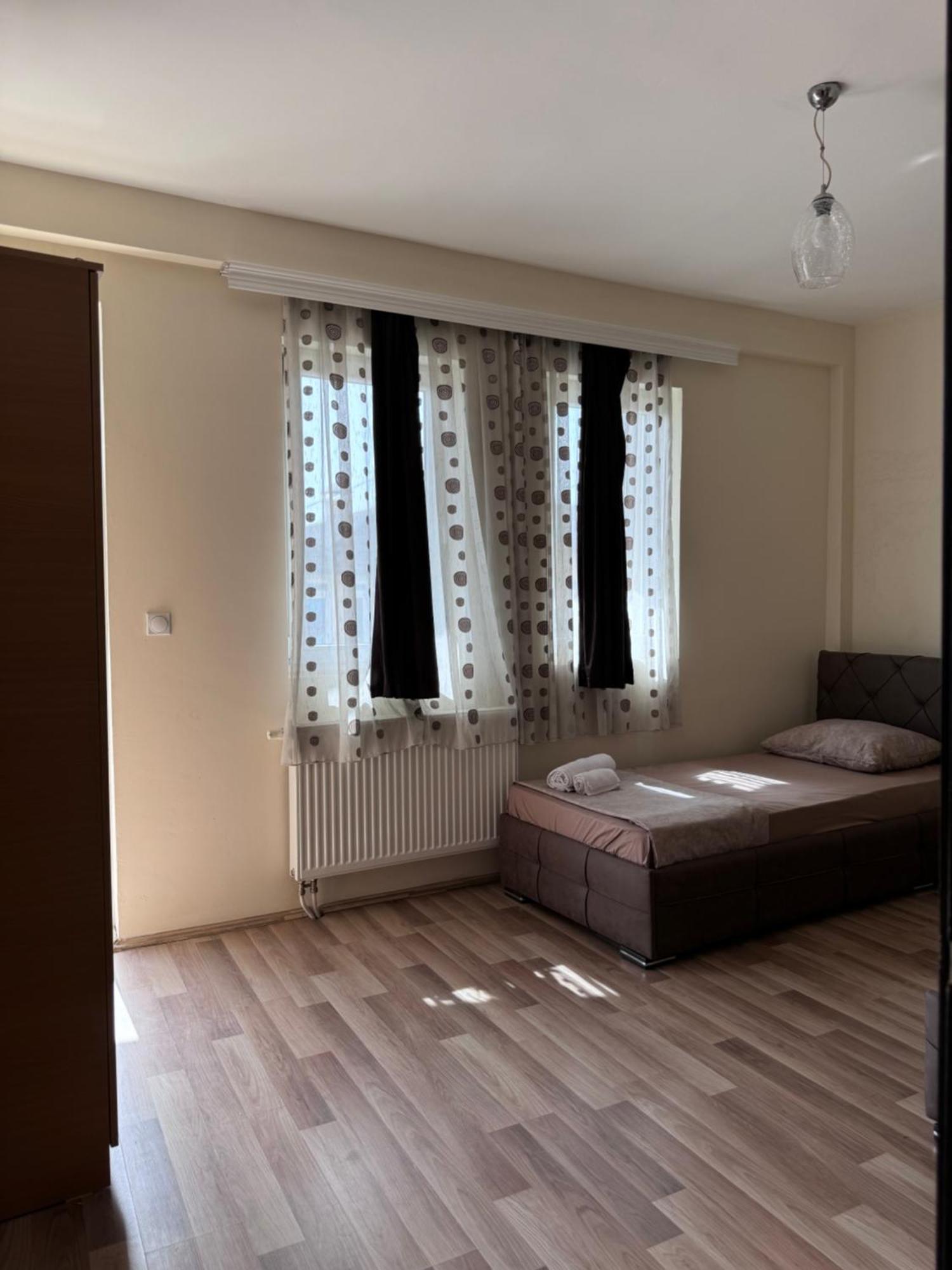 Hotel Balkan Szkopje Kültér fotó