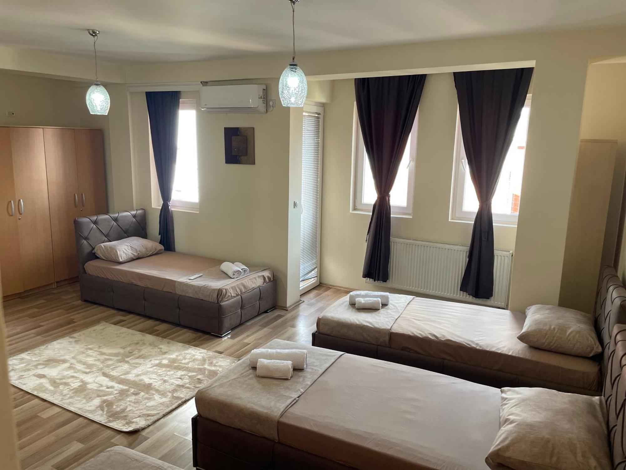 Hotel Balkan Szkopje Kültér fotó